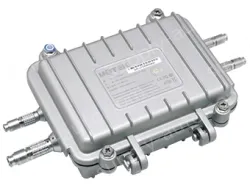 UOTEK RS-232/485/422 to RS-485/422 Converter with Isolation(Antidust, water proof, lightning protection)